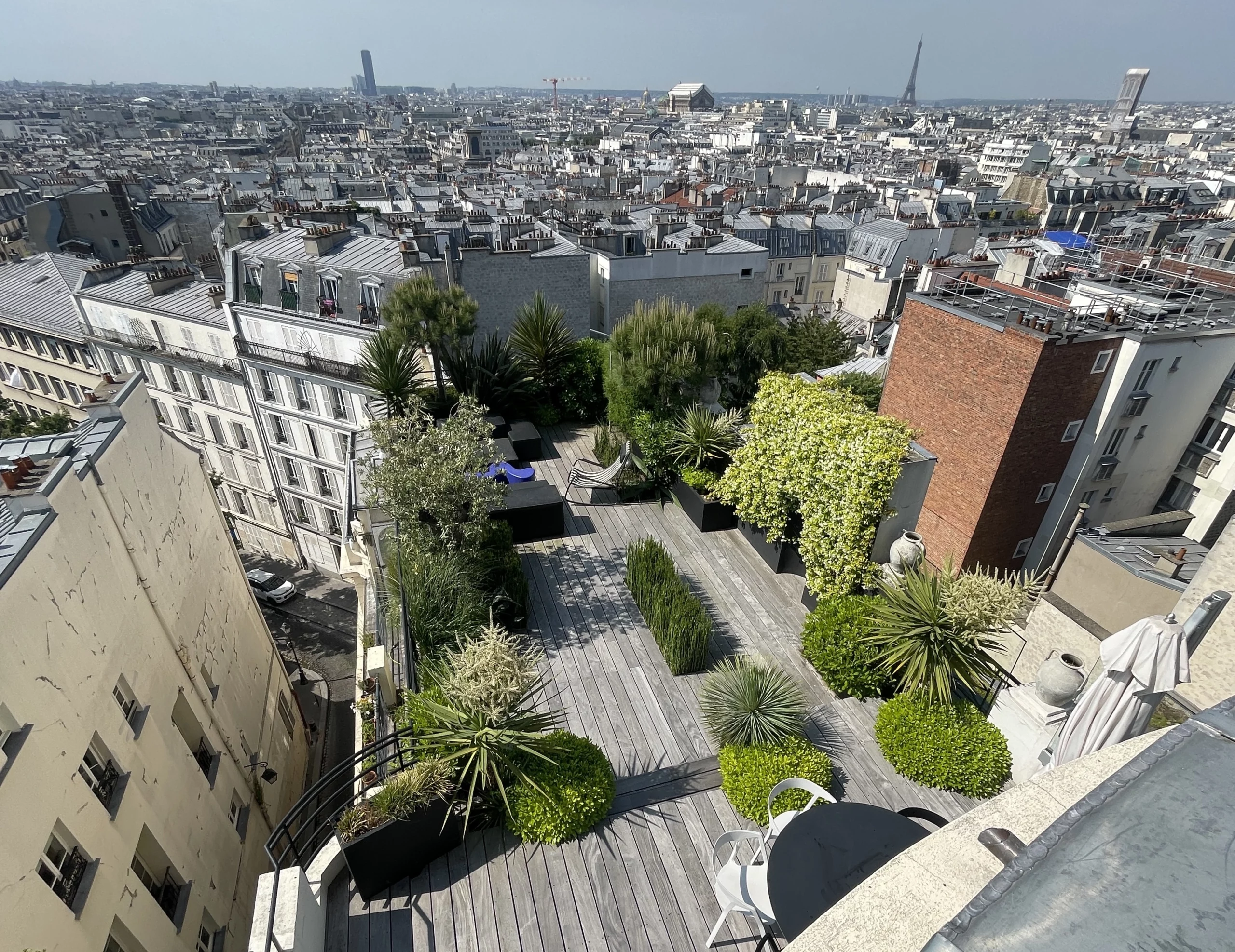Aménagement de terrasse à Neuilly-sur-Seine – Paysagiste Paris