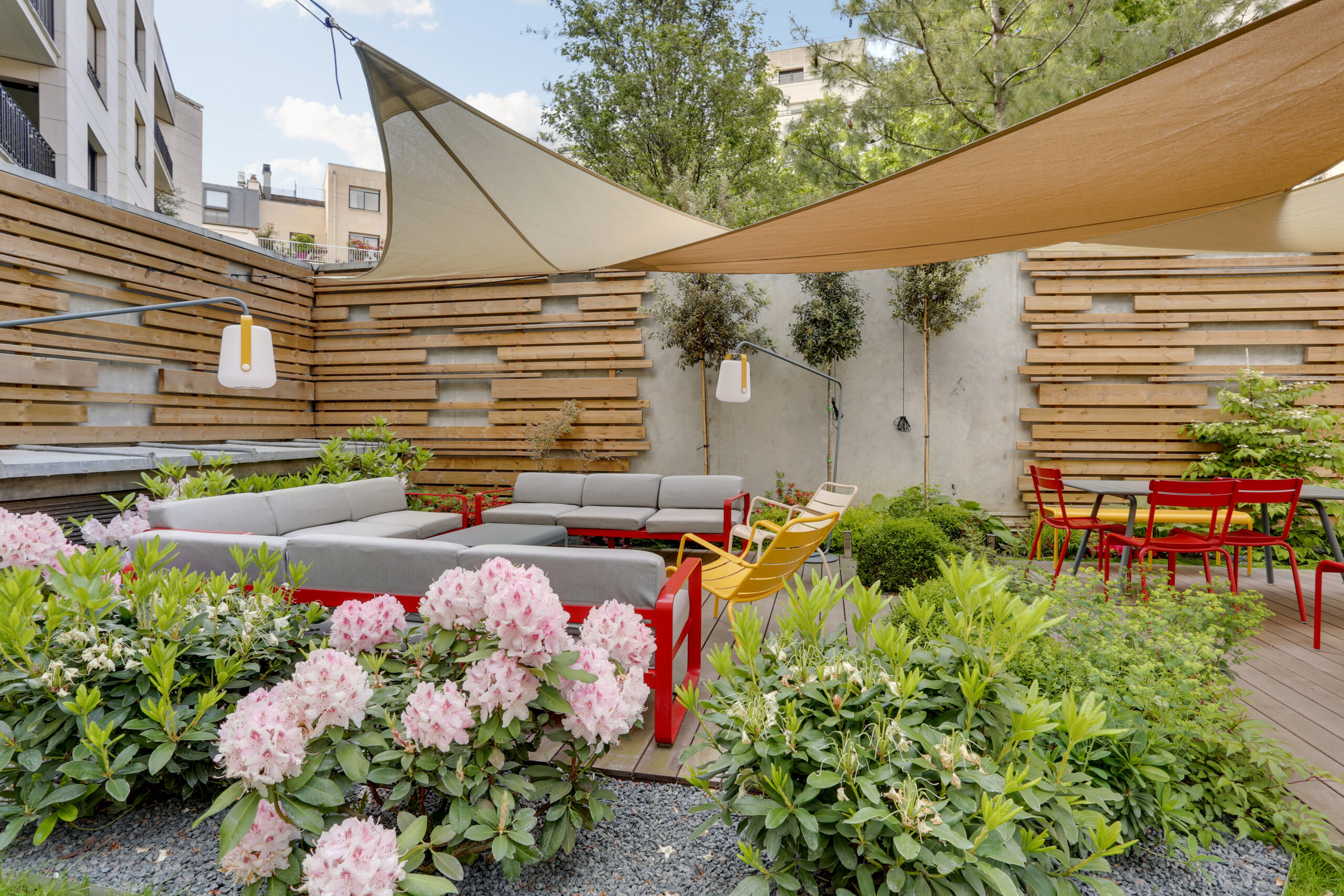 Paysagiste jardins et terrasses au service des entreprises à Rueil-Malmaison